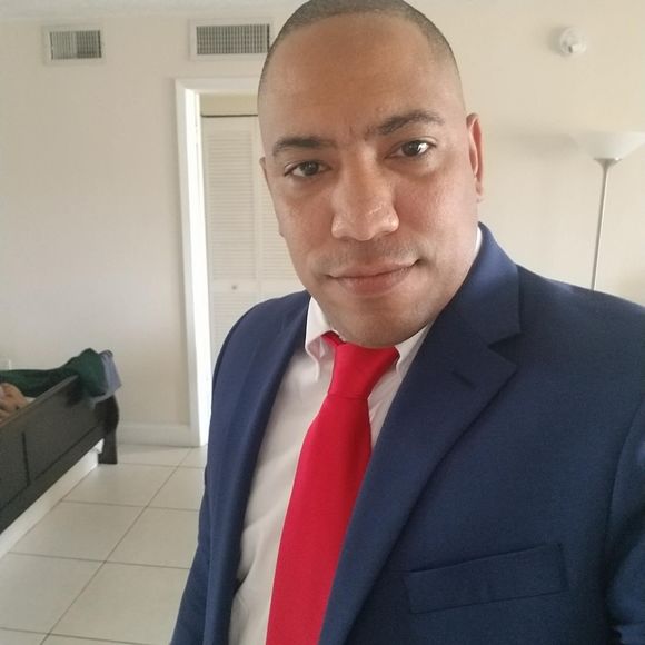 Meet your Posher, Andy luis - Picture 1 of 1